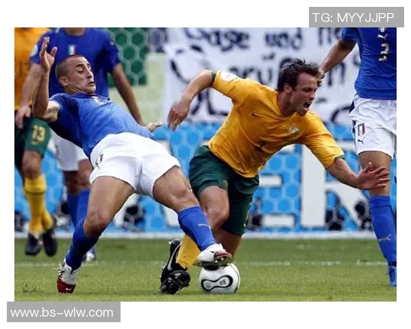 日本与澳大利亚足球比赛直播全程回顾及精彩瞬间分析